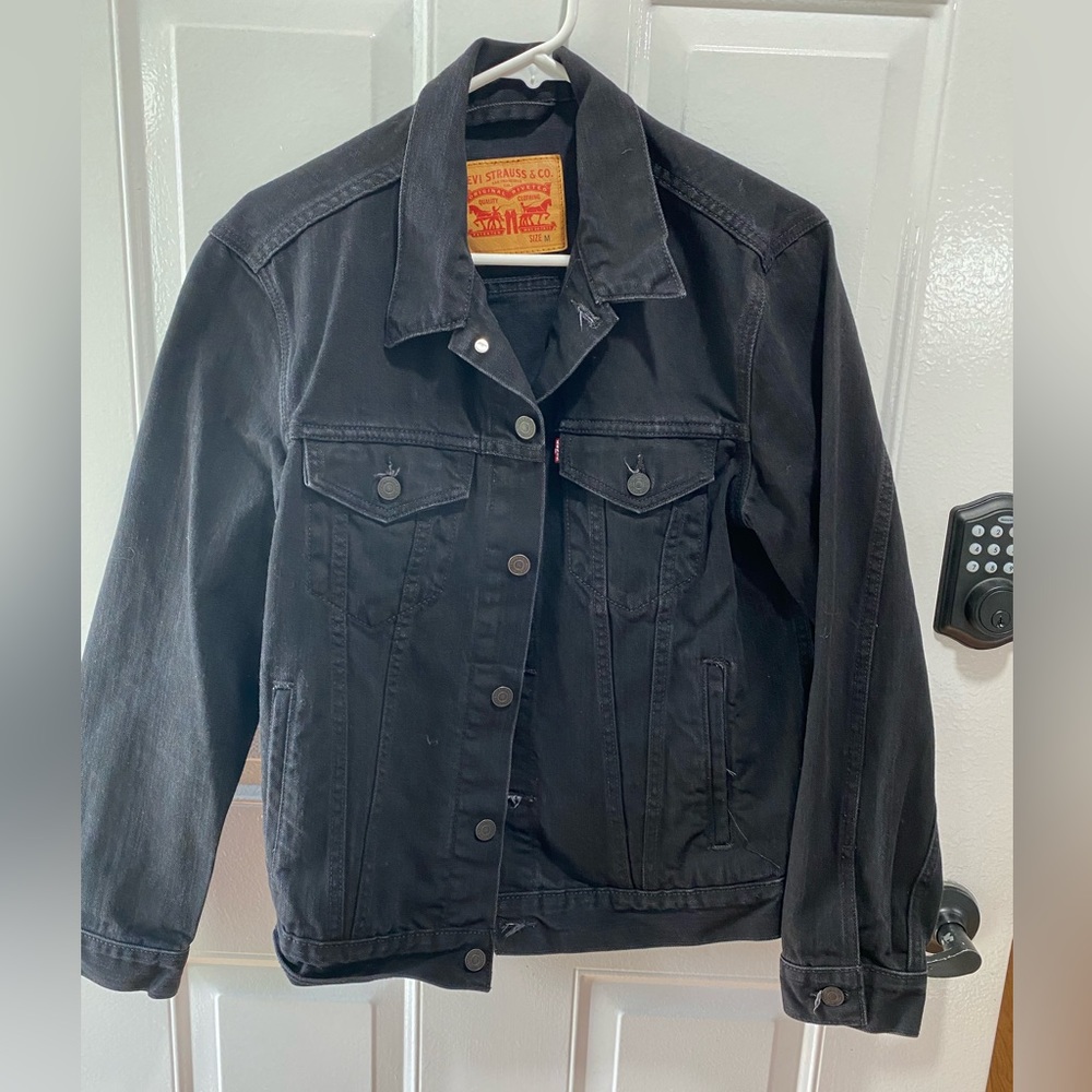 Black Denim Men’s Levi’s Jacket size Medium